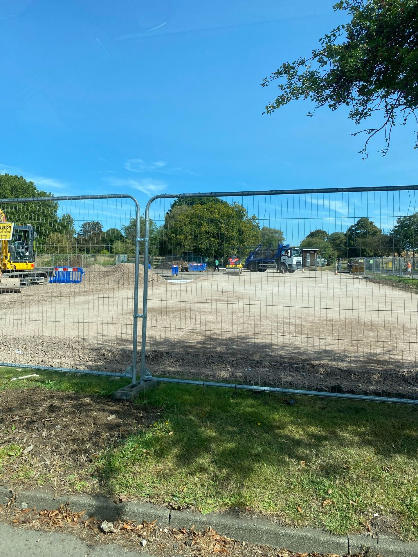 central-park-16 Central Park, London tennis court refurbishment – photo 16